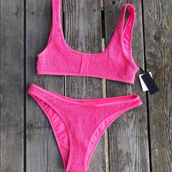 Kendall & Kylie Other - Kendall & Kylie bathing suit - New with tags